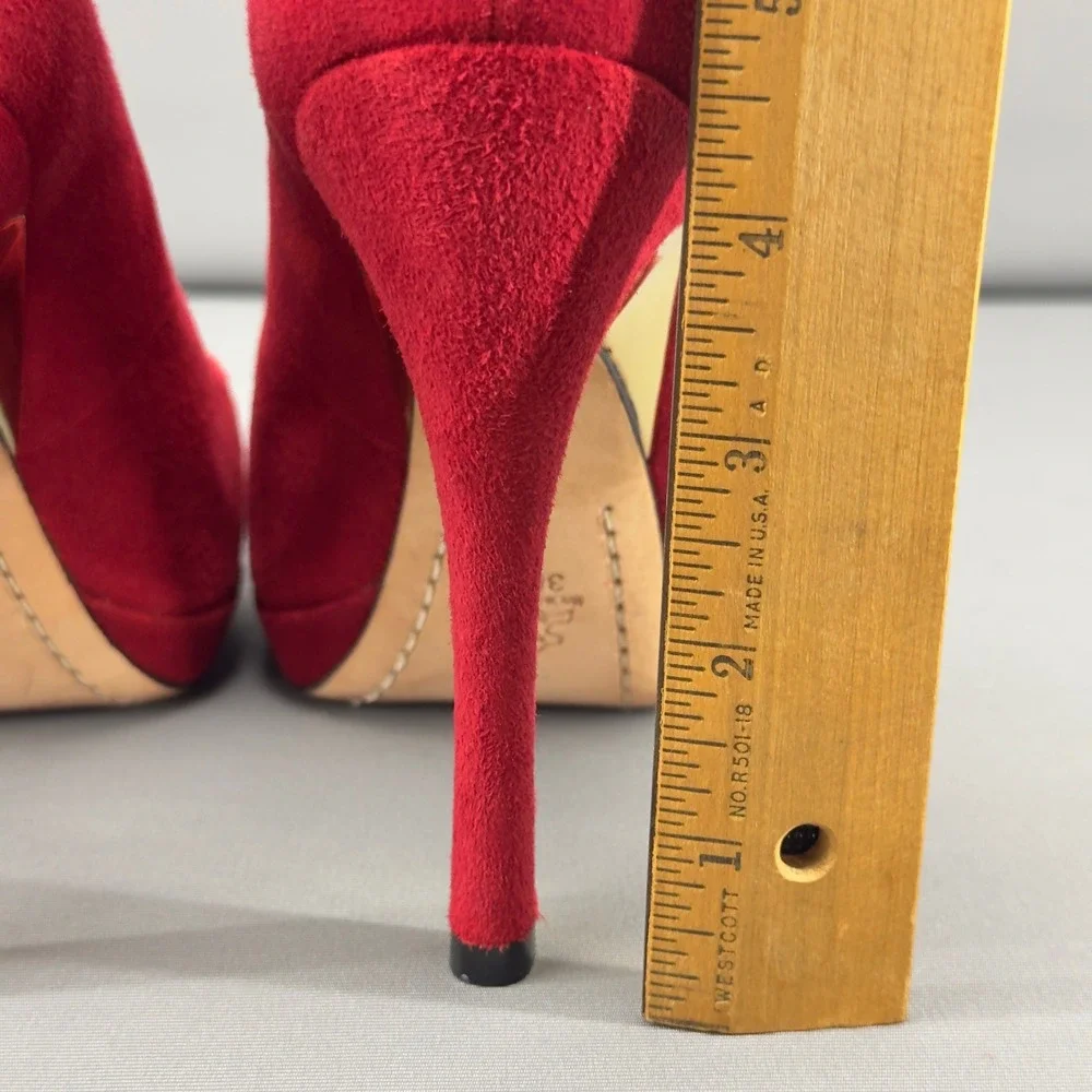 Alice + Olivia by Stacey Bendet Red Suede Platform Stiletto Heels Size‎ 8US/38.5